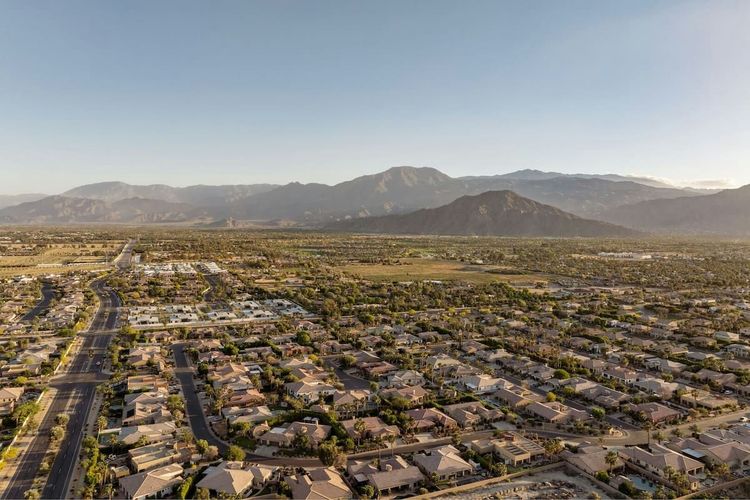 Boutique Desert Retreats & Hideaways image 3