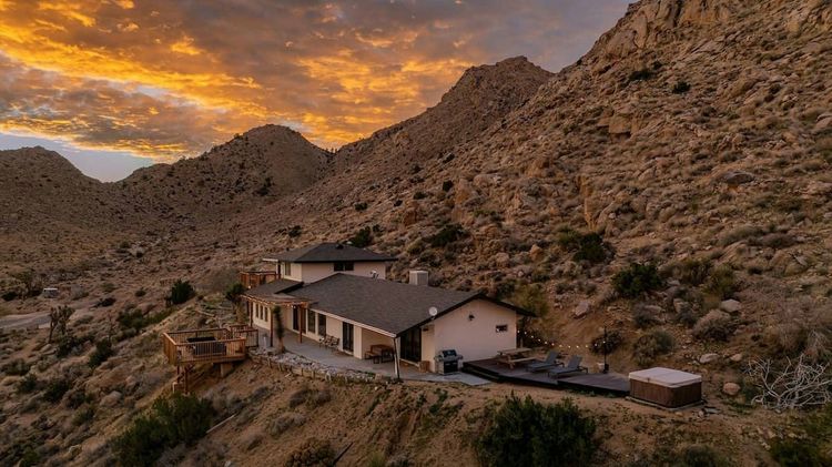 Boutique Mountain Cabin Rentals image 1